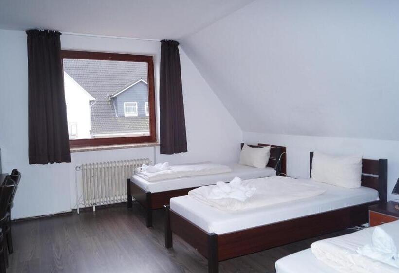 חדר סטנדרט לשלושה, My Bed Barsbüttel