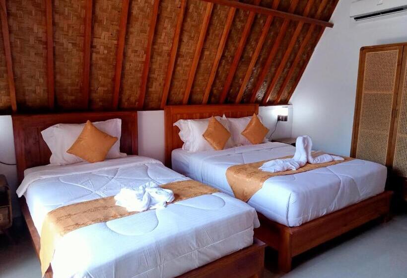 חדר דלוקס לשלושה, Wani Bali Bungalow