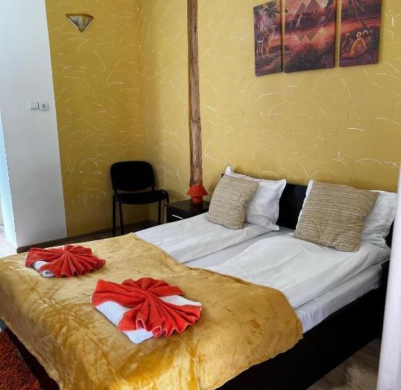 스탠다드 룸 산 전망, Pensiunea Andalex