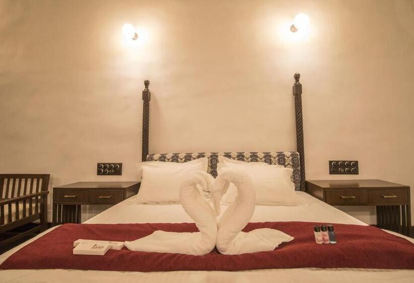 Дом 1 Спальня, Wowstayz Pachmarhi Ecotel