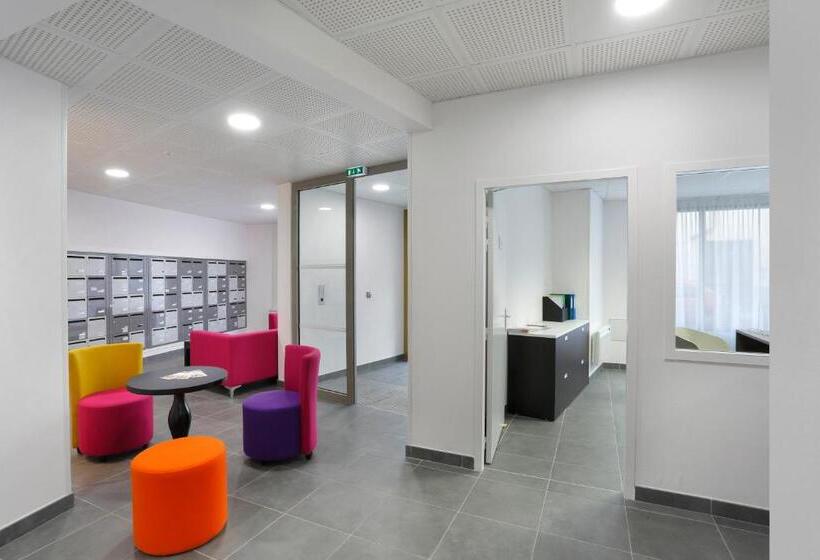 标准工作室, Résidence Néméa Clermont Centre