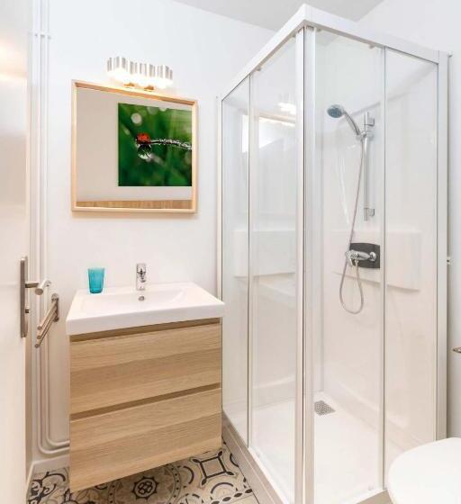 1베드룸 아파트 1층, Un Air De Famille