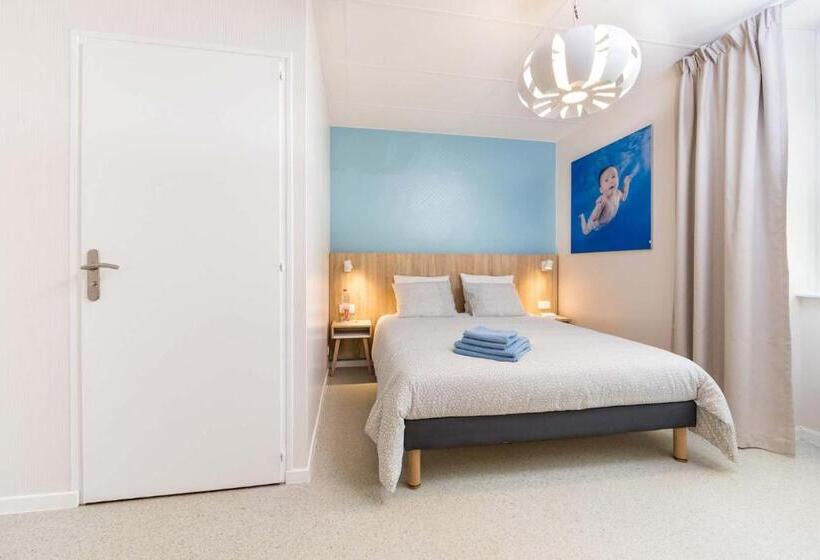 스탠다드 룸, Un Air De Famille