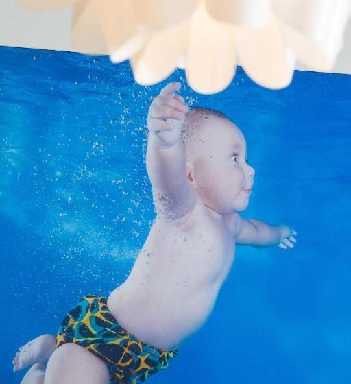 스탠다드 싱글 룸, Un Air De Famille