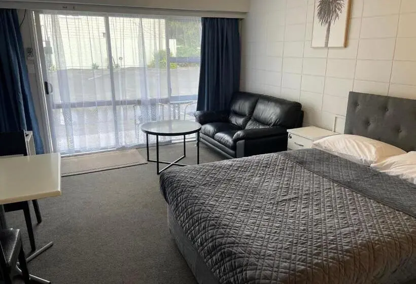 Standard-studio, Aaron Court Motel Whangarei