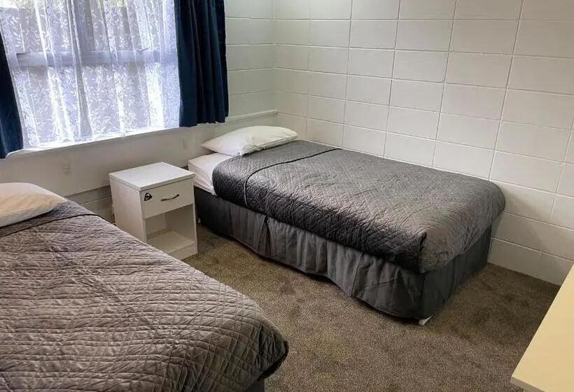 Huoneisto 2 Makuuhuonetta, Aaron Court Motel Whangarei