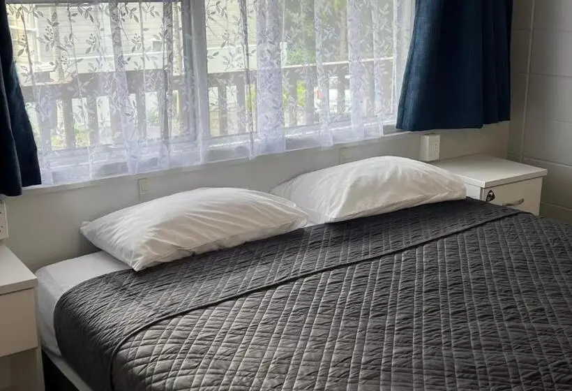 Huoneisto 3 Makuuhuonetta, Aaron Court Motel Whangarei