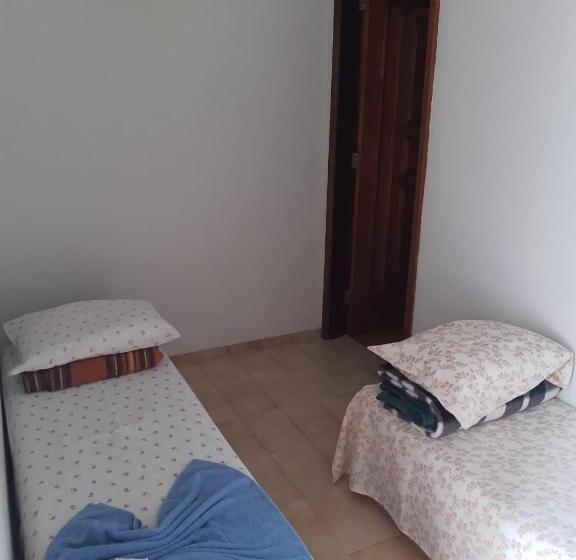 חדר סטנדרט לארבעה, Pousada Dona Esmeralda