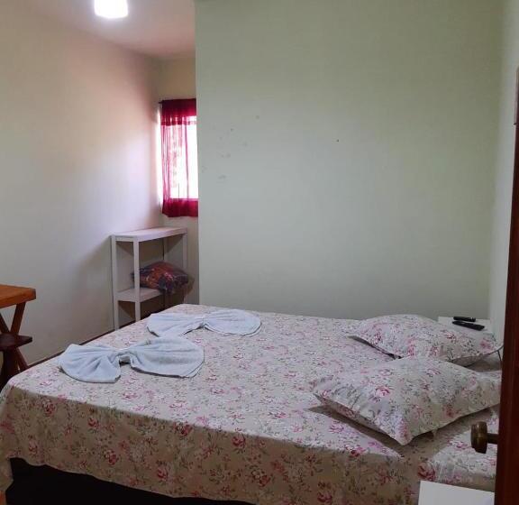 חדר סטנדרט לארבעה, Pousada Dona Esmeralda