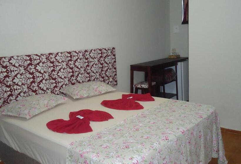 חדר סופריור לארבעה, Pousada Dona Esmeralda