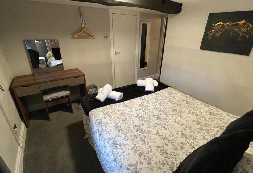 Standardrum, The Unicorn, Ambleside