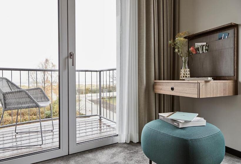 Номер Стандарт с Террасой, Baltic Hideaways Beach Hotel Warnemünde