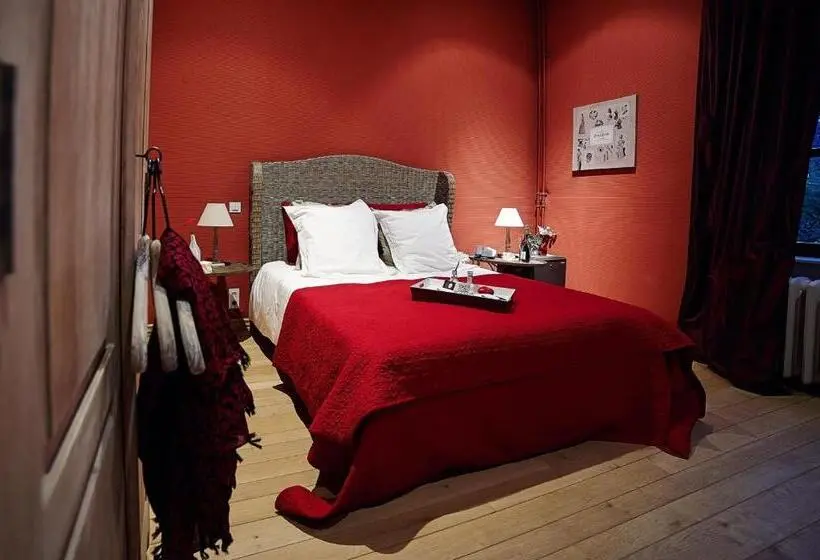 اتاق استاندارد با چشمانداز باغ, B&b Au Clair Obscur