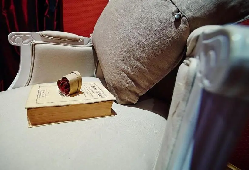 اتاق استاندارد, B&b Au Clair Obscur