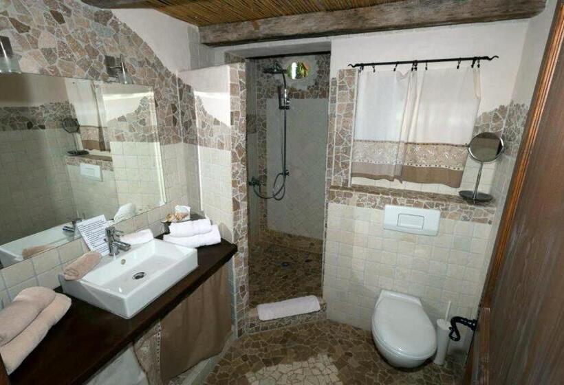 اتاق اکونومی, Hacienda D Armando