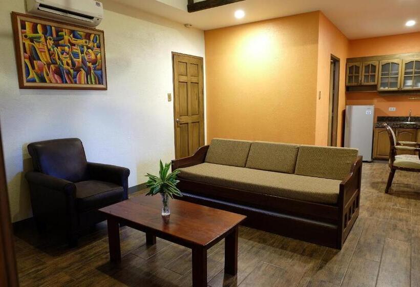 Полулюкс, El Puerto Marina Beach Resort & Vacation Club