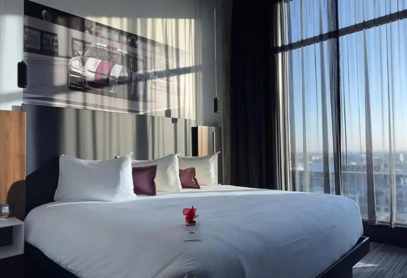 キングサイズベッドのスタンダードルーム, Grand Hotel Times Levis