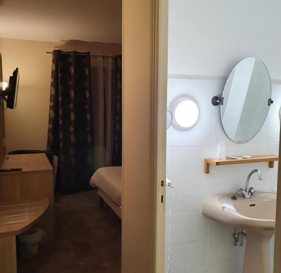 Апартаменты 1 Спальня, Auberge De La Tour  Appartements