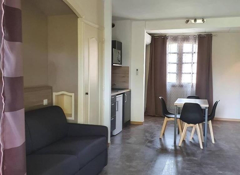 带1个卧室的公寓, Auberge De La Tour  Appartements