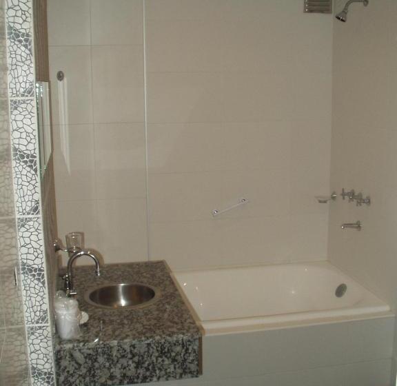 스탠다드 트리플 룸, Brisolei