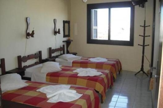 اتاق استاندارد سه نفره, Guarita