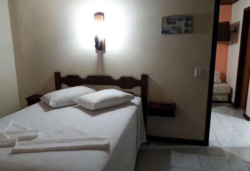 اتاق استاندارد چهار تخته, Guarita