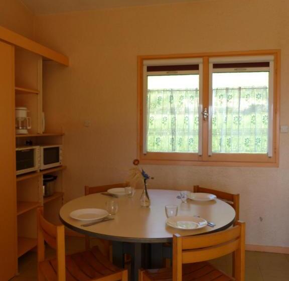 침실 1개 아파트, Les Aveilles