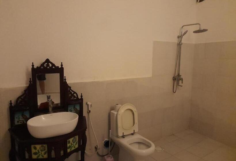 豪华房间, Riverman