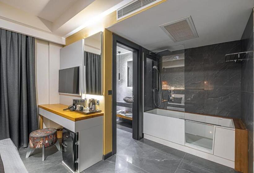 اتاق سوپریور, Surga Alaçatı