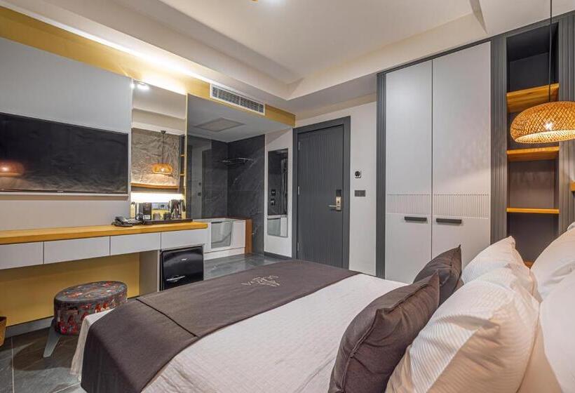 اتاق سوپریور, Surga Alaçatı