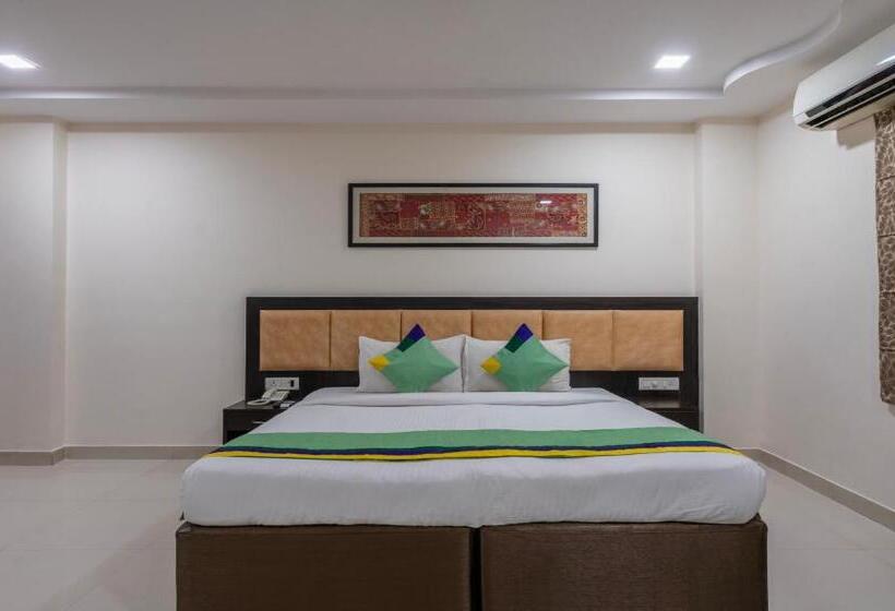 Superior-huone, Treebo Emerald