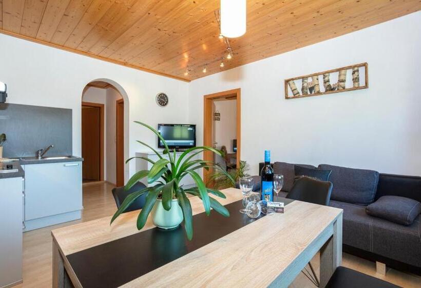 带2个卧室的公寓, Unterbiberghof