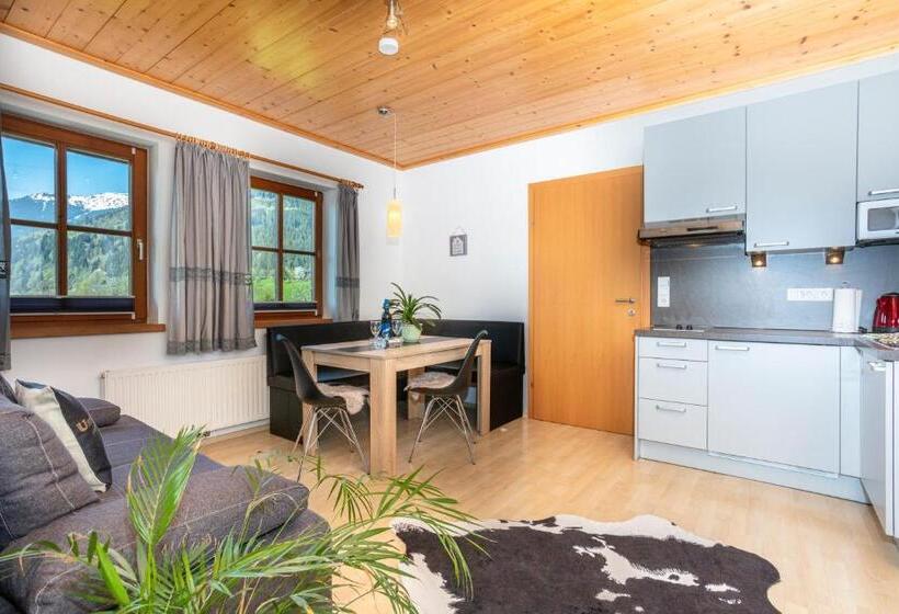 带2个卧室的公寓, Unterbiberghof