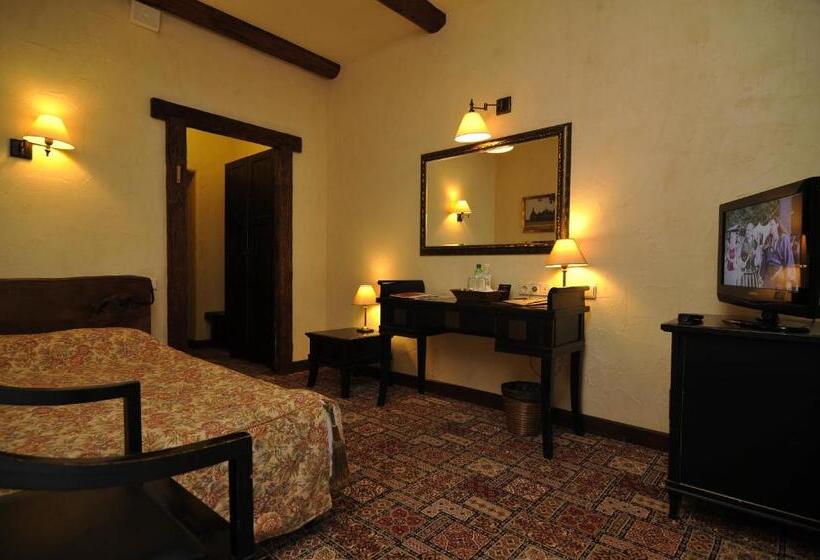 חדר בסיסי, Vezha Vedmezha