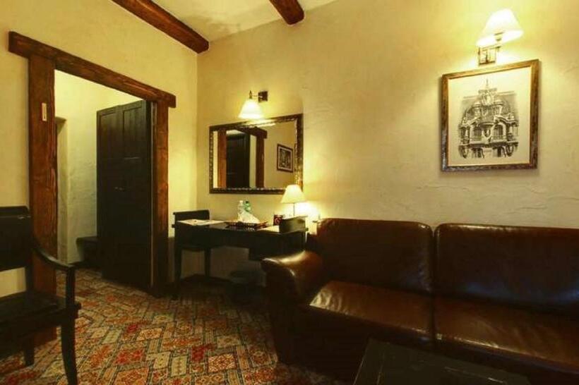 高级大房间, Vezha Vedmezha