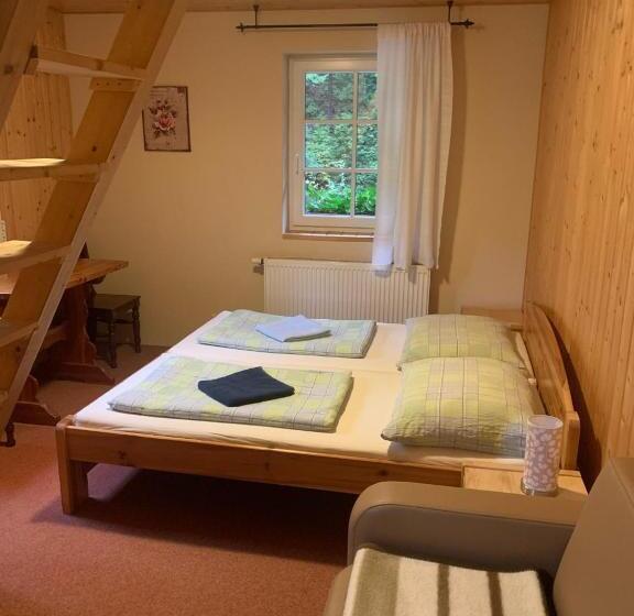 ファミリールーム, Kamenný Mlýn