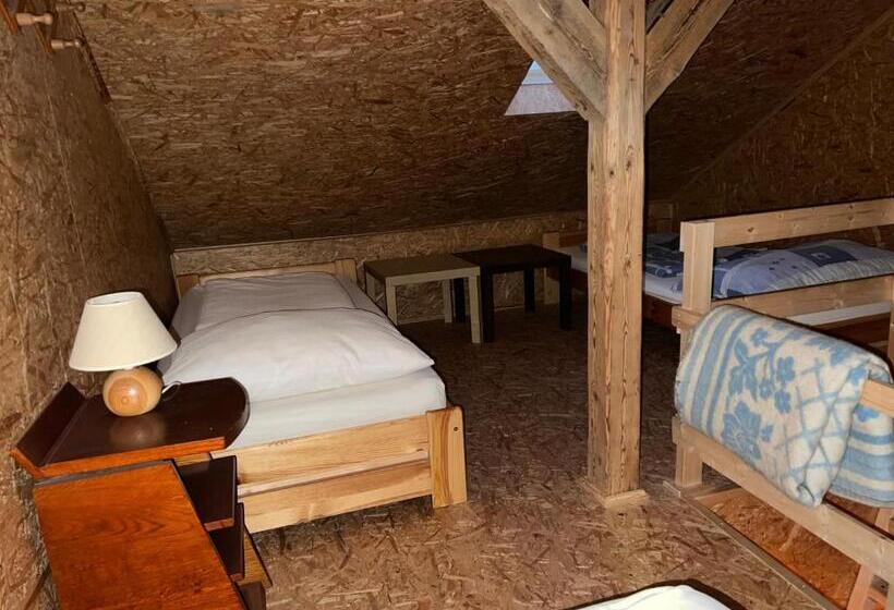 ファミリールーム, Kamenný Mlýn