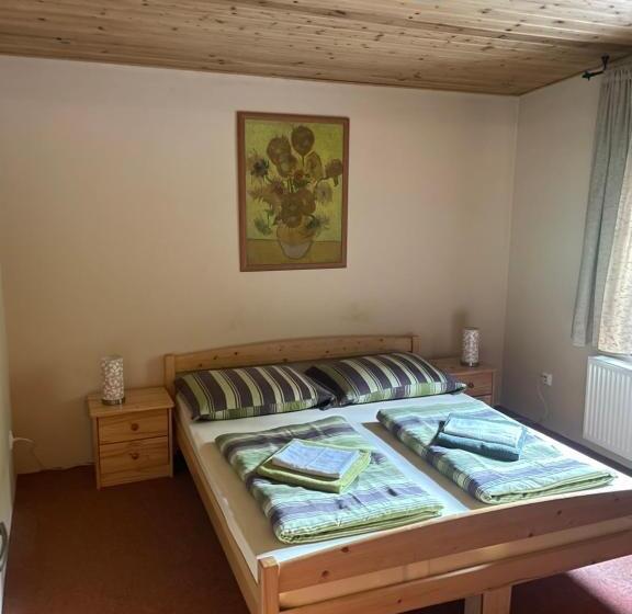 2ベッドルームアパートメント, Kamenný Mlýn