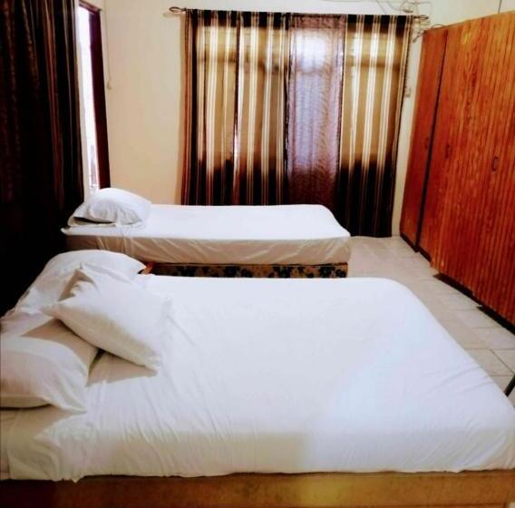 اتاق استاندارد, Tonys Guest House