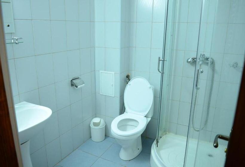 Номер Стандарт, Pensiunea Valea Ursului