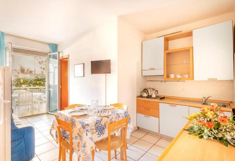 低层单卧公寓, Residence Brezza Di Mare