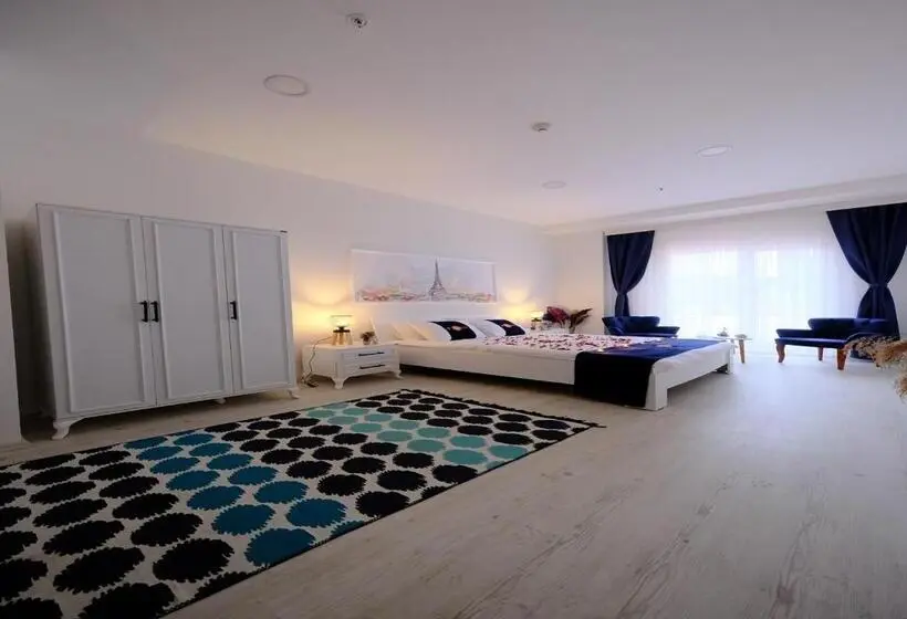 Standard Kolmen Hengen Huone, The Sunshine Otel