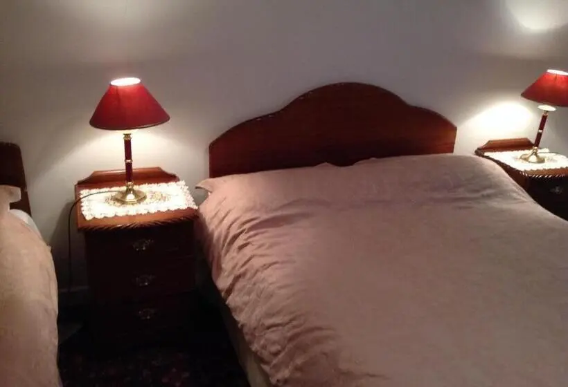 اتاق استاندارد یک نفره, Rodini B&b