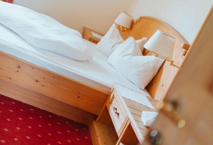 Номер Стандарт Вид на Горы, Wanderhotel Teiserhof