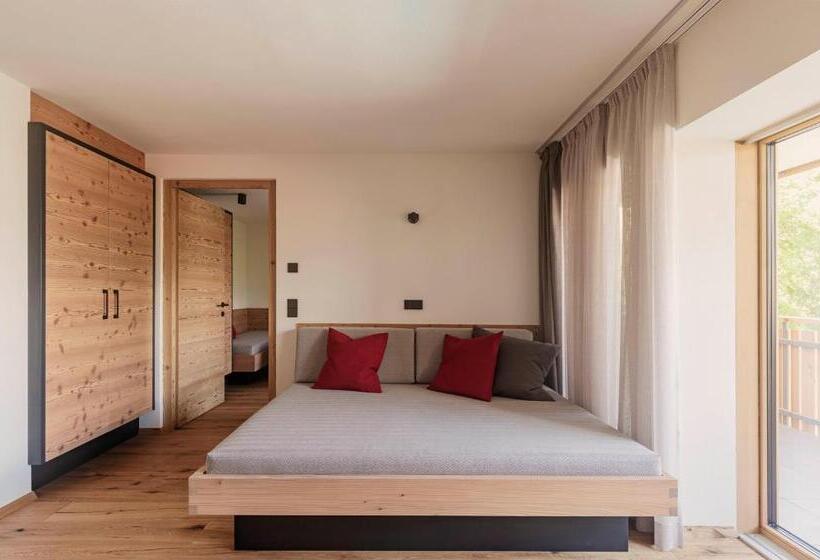 דירת חדר, Wanderhotel Teiserhof