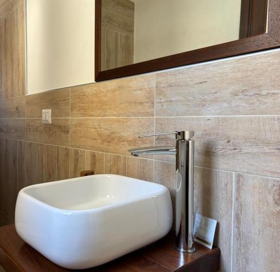 Номер Стандарт, Home Via Neve