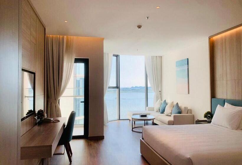 استودیوی استاندارد با چشم‌انداز دریا, Ala Carte Hạ Long