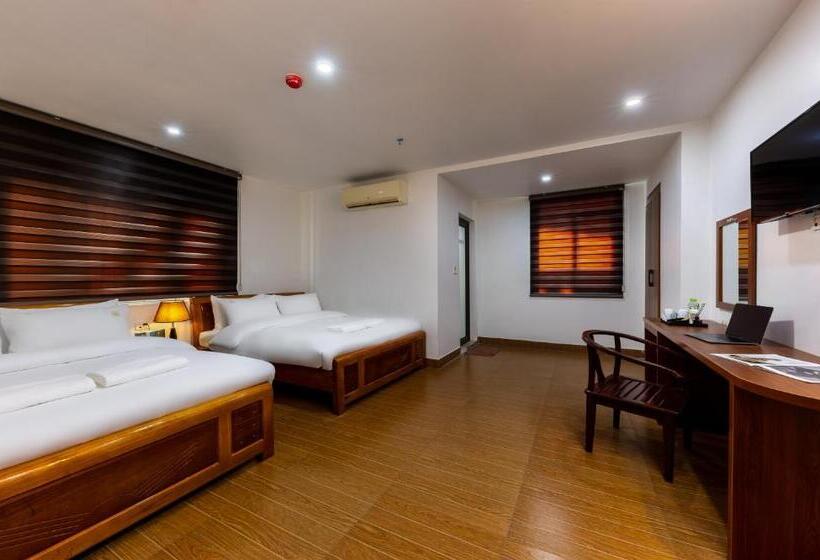 اتاق استاندارد چهار تخته, Cat Ba Hongkong