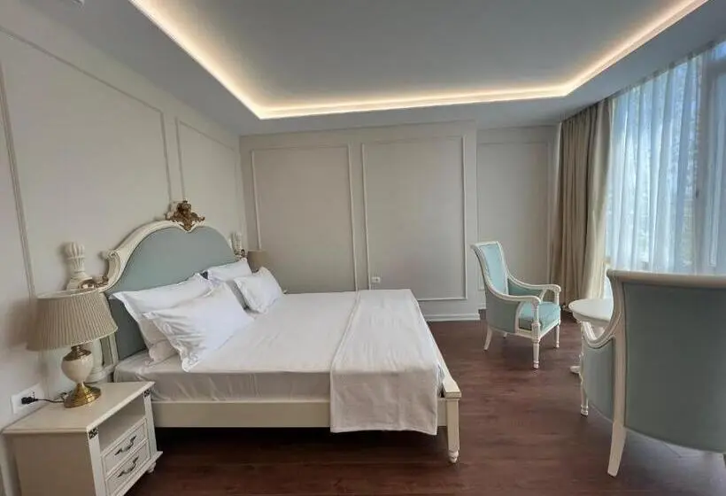 اتاق لوکس با تخت بزرگ, Sol Invictus Boutique Hotel Durres Albania