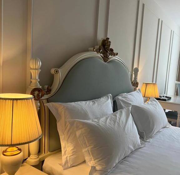 带大床的豪华间, Sol Invictus Boutique Hotel Durres Albania